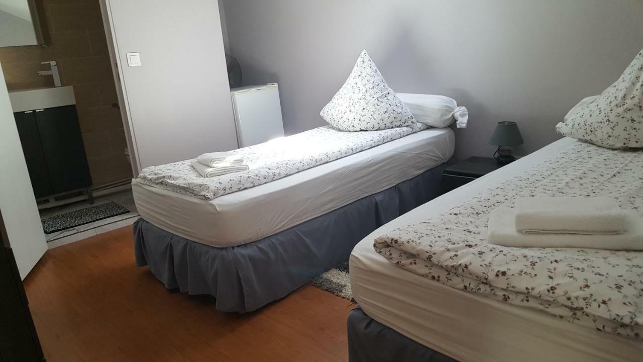 Le Relais Bleu Hotel Le Blanc-Mesnil Eksteriør billede